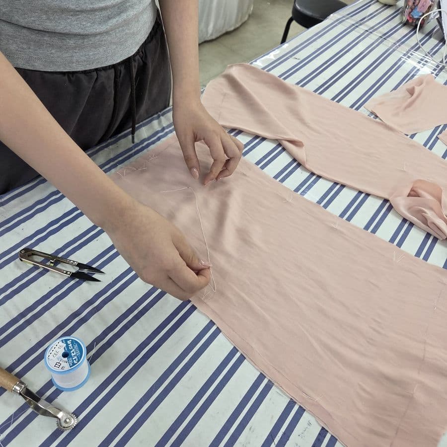 손바느질로 시침하기